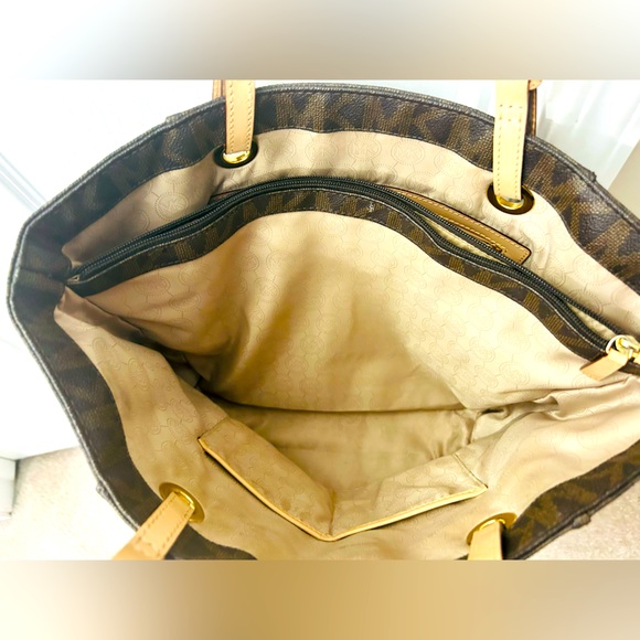Michael Kors - authentic MK Signature Monogram Tote Brown Bag. - Picture 3 of 6